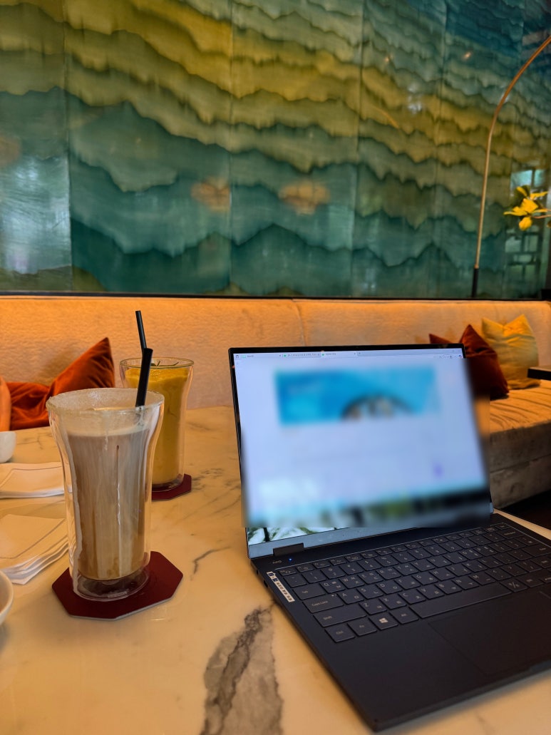 [광화문 맛집] 카페 이마 - 추억의 일본식 함박스테이크와 아이스크림 와플 맛집! 점심먹기 좋은 곳 추천. 관련 이미지 16