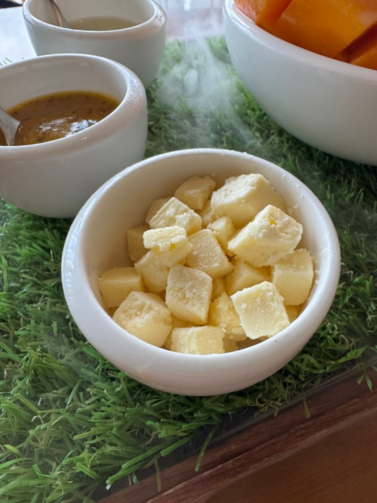 [그랜드 하얏트 서울] 갤러리 -  신한카드 더베스트+ 로 카이막 애플망고 빙수 할인 후기. (+프렌치토스트) 프리미엄 카드 할인 없어짐.. 관련 이미지 20