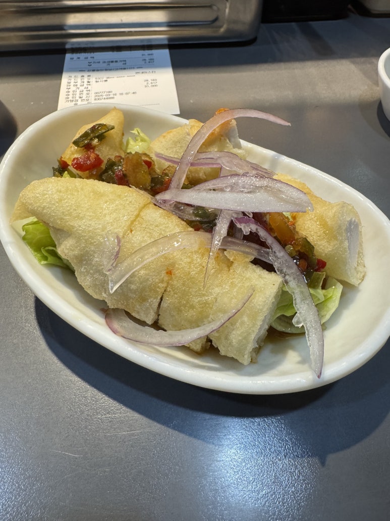 [신촌 맛집] 정육면체 신촌점 - 미쉐린 가이드 홍탕 우육면, 깨부수면, 유린기 내돈내산 솔직후기. 관련 이미지 9