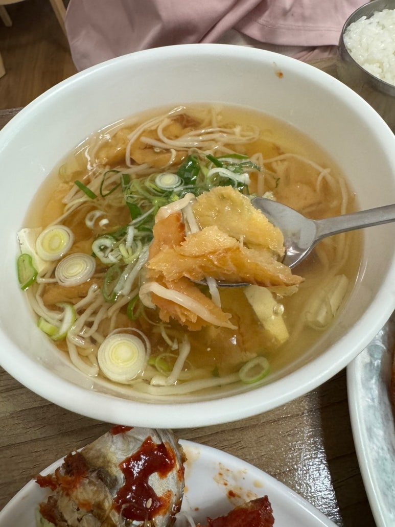 [속초 맛집] 초당순두부 - 인심 좋은 사장님의 황태해장국 정식과 감자전! 설악 쏘라노 맛집. 관련 이미지 9