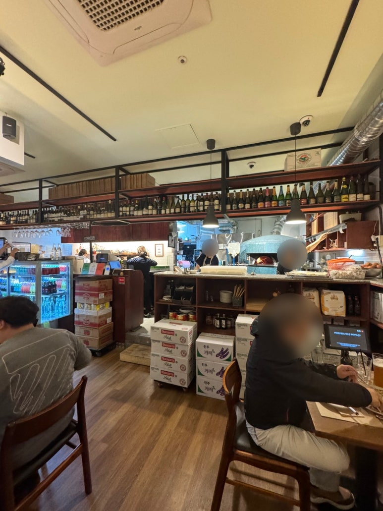 [일산 맛집] 포폴로피자 - 일산 최고의 화덕피자 맛집. 전설의 정발산역 사법연수원 나폴리 피자 블루리본서베이 또간집 맛집. 2시간 웨이팅은 기본!! 관련 이미지 7