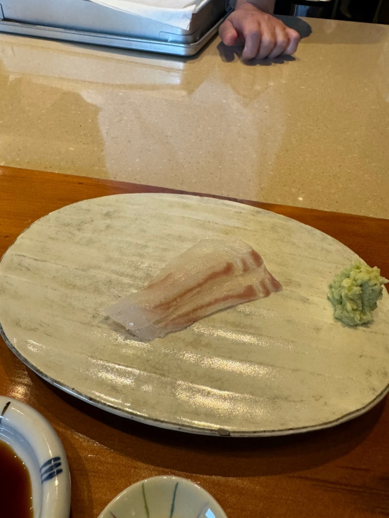 [그랜드 하얏트 서울] 카우리 - 스시조 뺨치는 최고의 디너 스시오마카세. 맛있는 스시는 배부르지 않는다. 현대카드 할인. 관련 이미지 18