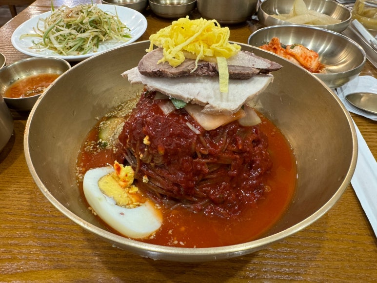 [서초역 맛집] 설눈 - 고려호텔 출신 주방장의 블루리본서베이 이북식 평양냉면. 편육/수육/만두까지 정복! 관련 이미지 17