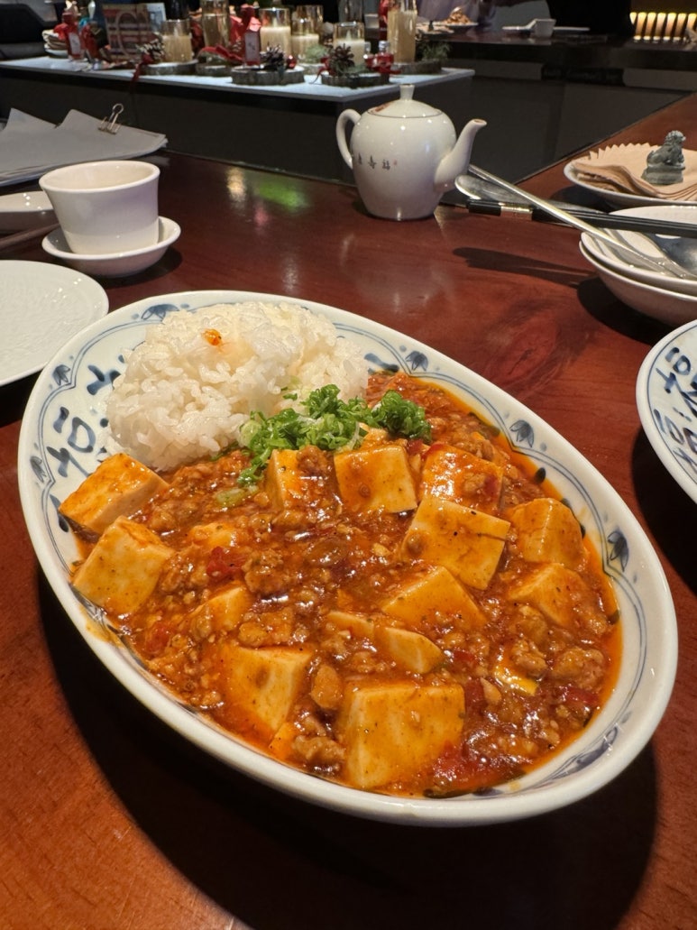 [압구정로데오 중식당] 보보식당 - 시그니처 버터 탕수육과 마라맛 마파두부, 고기짬뽕. 블루리본서베이 맛집. 관련 이미지 16