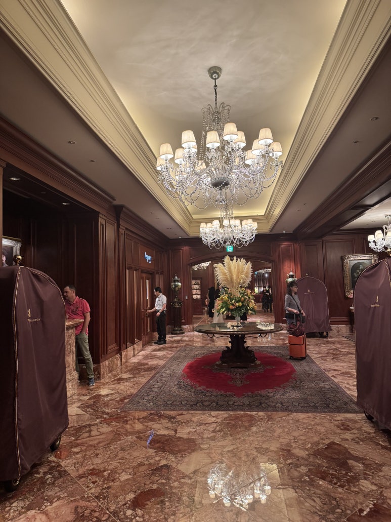 더 리츠칼튼 오사카 1편 - 품격있는 호텔의 진수. 메리어트 룸업그레이드. 수영장과 조식 후기. 관련 이미지 9