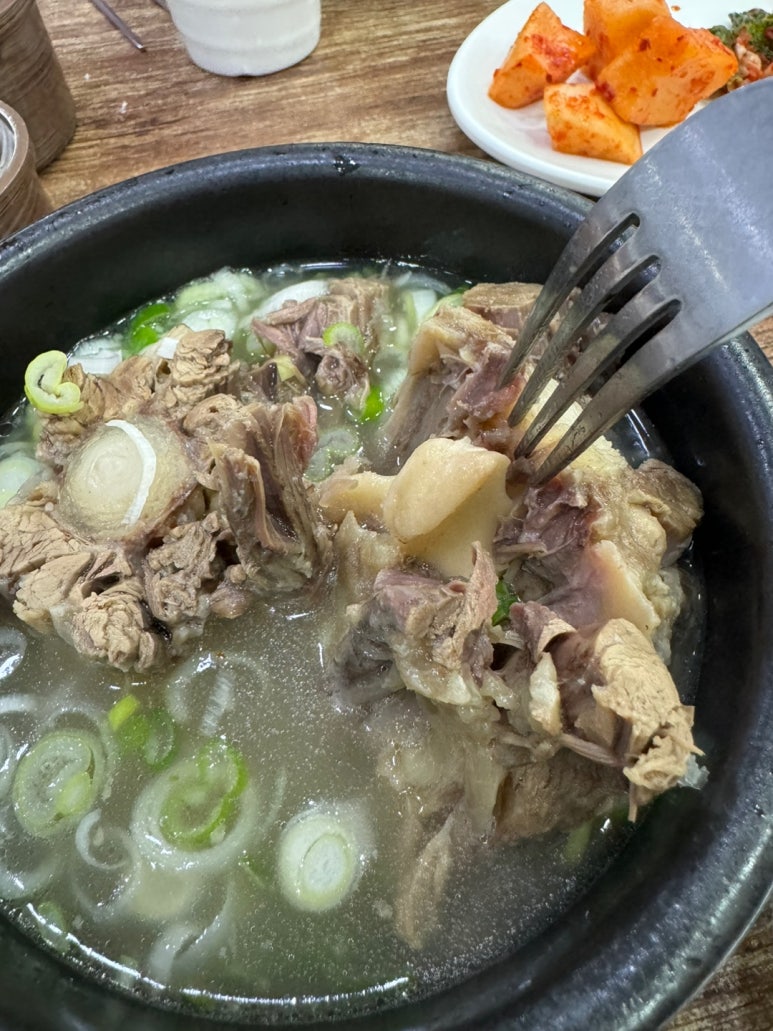 [남대문시장 맛집] 은호식당 - 블루리본서베이 꼬리곰탕 1티어 맛집. 꼬리토막을 드셔야해요! 관련 이미지 16