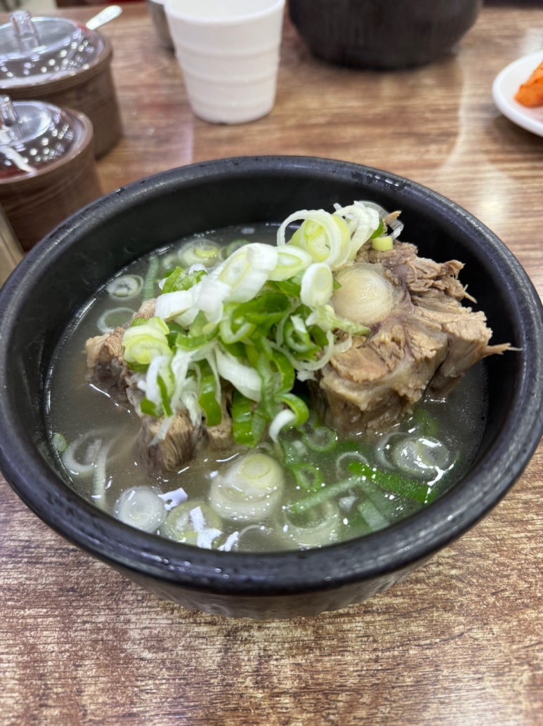 [남대문시장 맛집] 은호식당 - 블루리본서베이 꼬리곰탕 1티어 맛집. 꼬리토막을 드셔야해요! 관련 이미지 12