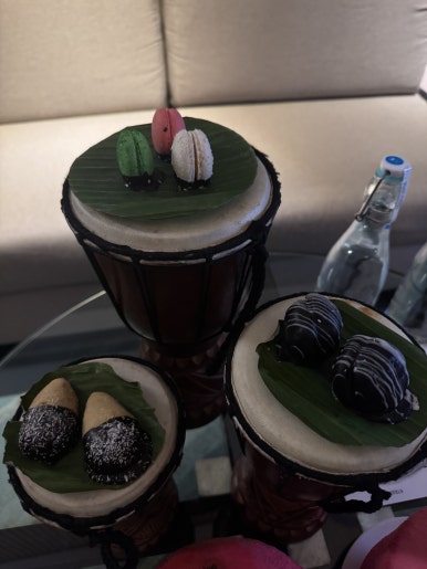 W 발리 스미냑 1편 - 킹베드 오아시스 빌라 둘러보기! 플래티넘 업그레이드 후기. 관련 이미지 11