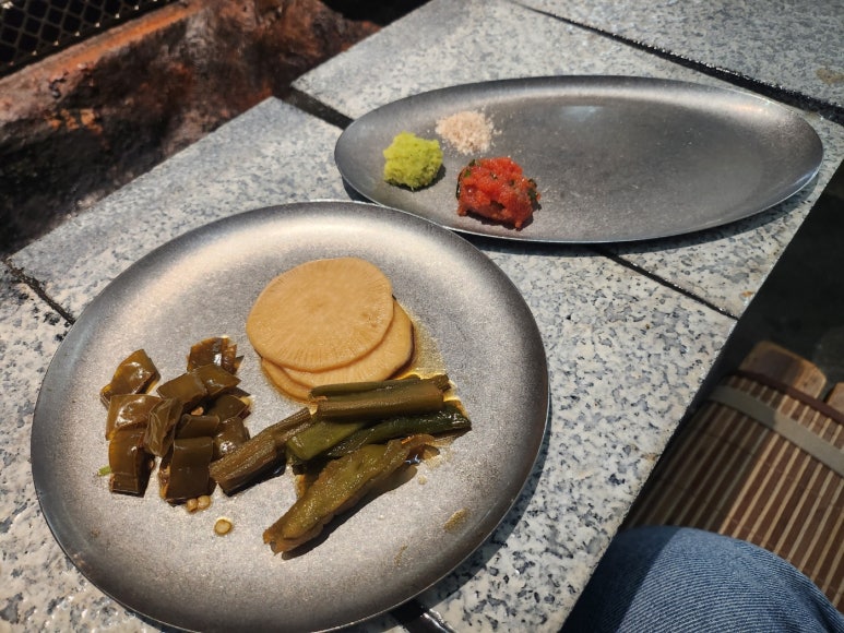 [이대서울병원 맛집] 산청숯불가든 - 마곡을 평정한 돼지고기 맛집. 메뉴를 정해드리겠습니다; 소금구이, 고초장구이 훌륭함. 주차가능. 관련 이미지 11