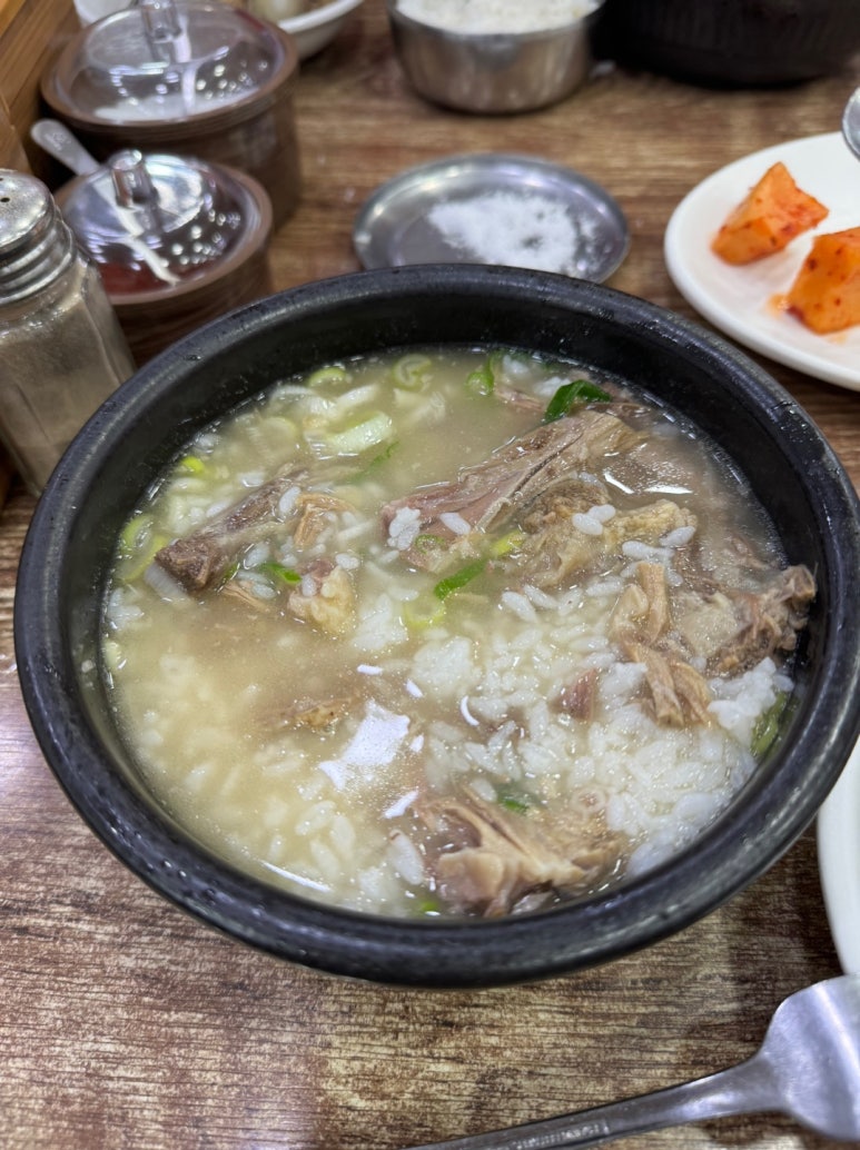 [남대문시장 맛집] 은호식당 - 블루리본서베이 꼬리곰탕 1티어 맛집. 꼬리토막을 드셔야해요! 관련 이미지 22