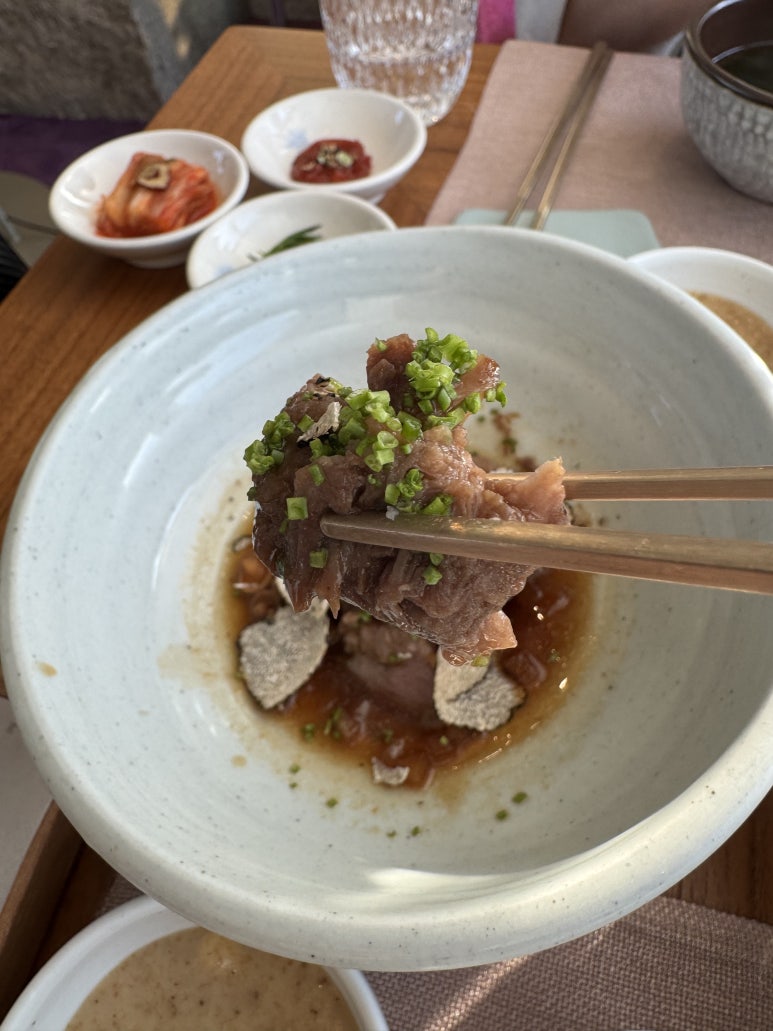 [Park Hyatt Seoul] The Lounge - The braised tilefish got nerfed... Grilled Hanwoo skirt steak review... Hyundai Platinum Club partnership discount. image 17