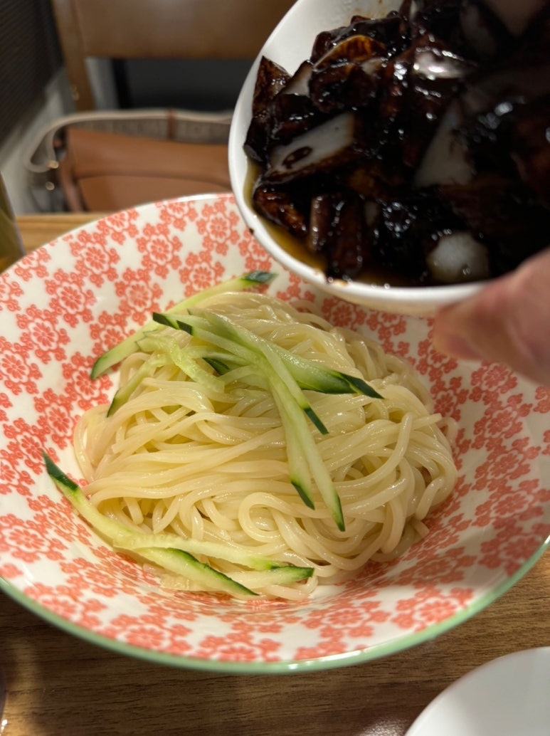 [외대앞역 맛집] 영화장 - 80년된 간짜장, 짬뽕, 탕수육이 맛있는 오래된 백년가게 중식당 맛집. 관련 이미지 20