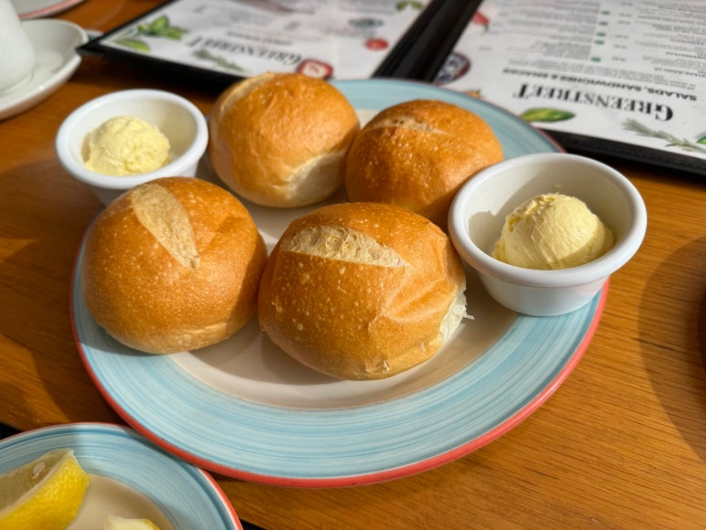 [용산미군부대] GREENSTREET - Dragon Hill Lodge (DHL) 서울한복판에서 느끼는 미국 스테이크! 관련 이미지 10