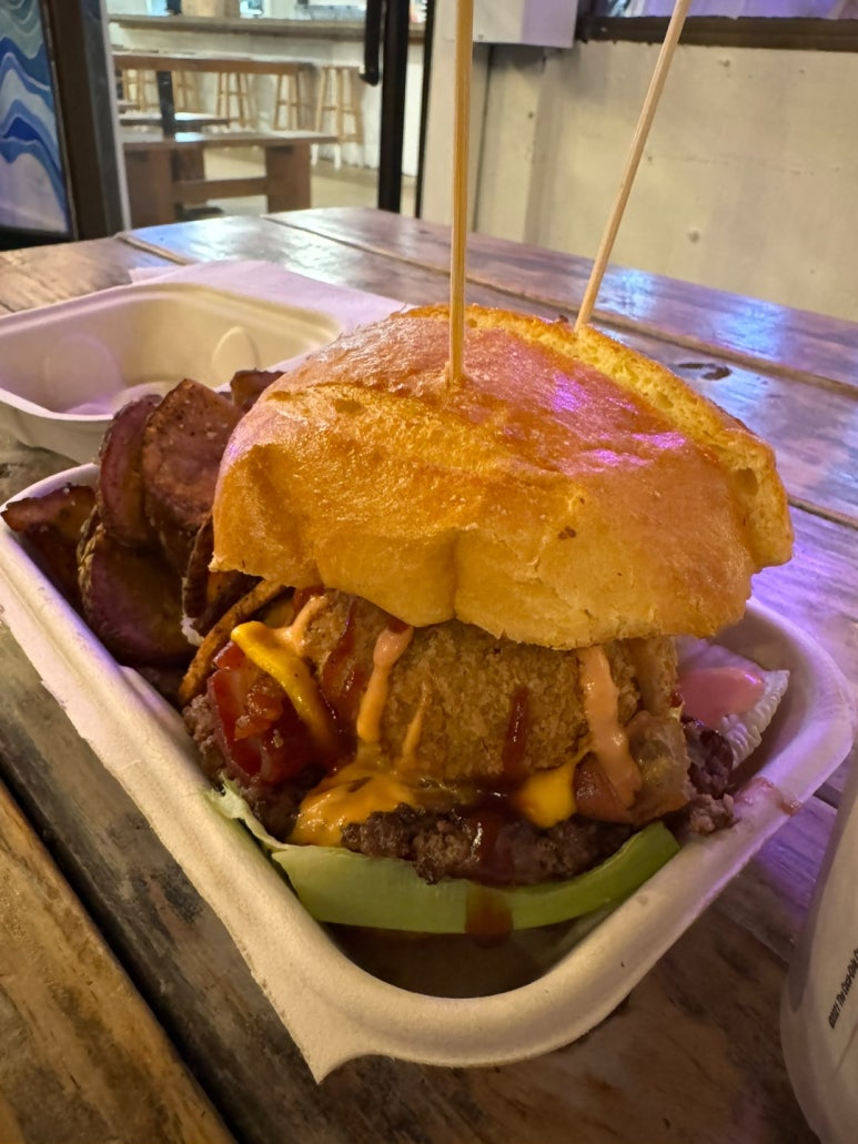 [하와이 햄버거 맛집 비교] 세븐 브라더스 vs 테디스비거버거 - 구글맛집 하와이 3대 버거 맛집에 대한 고증. (feat. 쿠아 아이나 in 도쿄) 관련 이미지 10