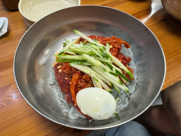 [영등포 맛집] 함흥냉면 - 서울 함흥냉면 맛집 뿌시기! 비빔냉면, 물냉면, 김치만두, 고기만두 다 맛있는 백년가게 놀면뭐하니 맛집. 관련 이미지 15