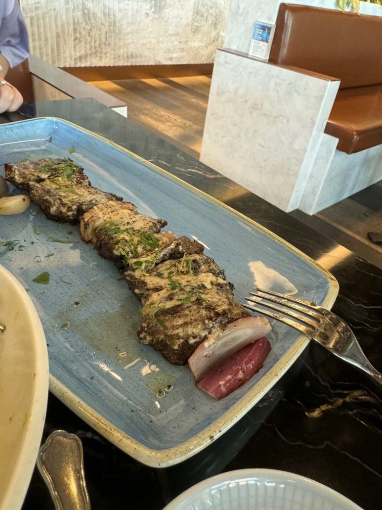 [몬드리안 서울] 클레오 - 지중해식 요리. 이태원 샐러드&케밥 맛집. 아코르 멤버십 10% 할인. 커피빈 발렛가능. 관련 이미지 19