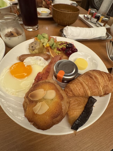 더 리츠칼튼 오사카 2편 - 1인 6,000엔 조식 뷔페 꼭 드셔보세요!! 티어로는 지원 안됨 후기. 관련 이미지 32