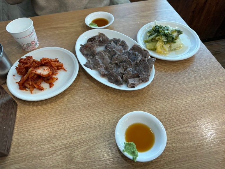 [연희동 맛집] 연희동칼국수 - 사골칼국수와 한우수육 맛집. 관련 이미지 8