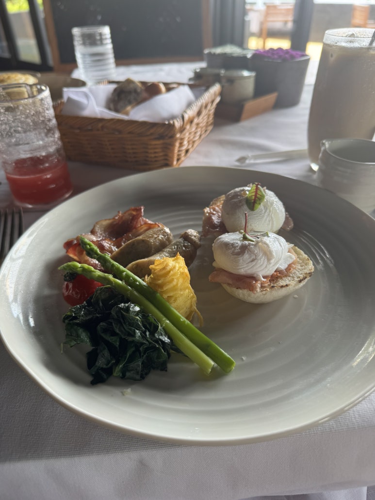 불가리 발리 2편 - 베이비시터가 있는 발리 풀빌라. 야외수영장, 조식, 레스토랑 후기. 관련 이미지 23