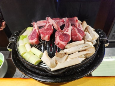 [서래마을 양고기] 라무진 - 서초동 양갈비 맛집. 모든 메뉴 먹어보기. 발렛파킹 가능. 양고기 맛집 리스트. 관련 이미지 1