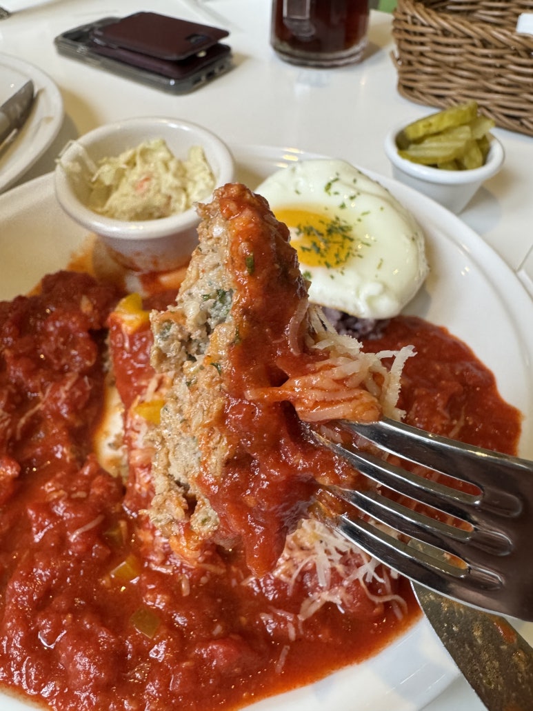 [광화문 맛집] 카페 이마 - 추억의 일본식 함박스테이크와 아이스크림 와플 맛집! 점심먹기 좋은 곳 추천. 관련 이미지 12