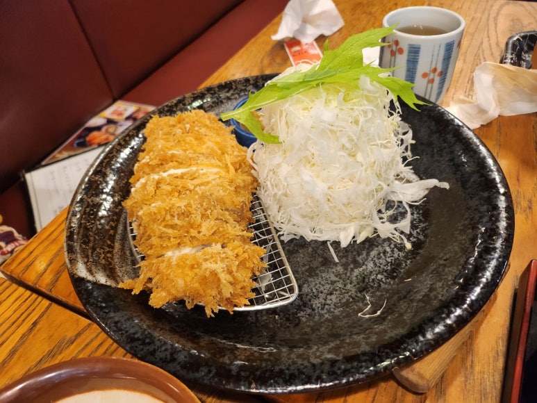 [교토 니조성 맛집] 부타 고릴라 본점 - 현지인 로컬 유명 교토 돈까스 맛집. 정말 맛있고 가격도 착함. 관련 이미지 12