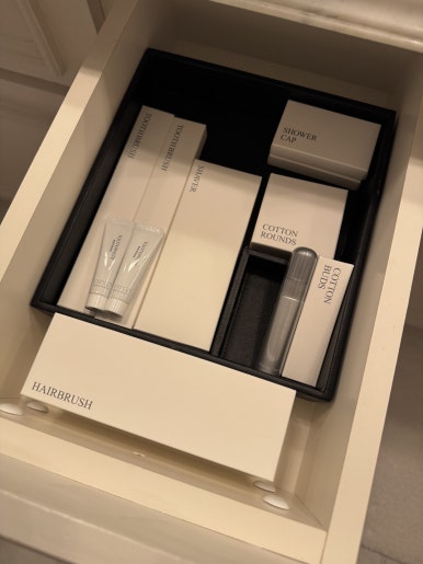 더 리츠칼튼 오사카 1편 - 품격있는 호텔의 진수. 메리어트 룸업그레이드. 수영장과 조식 후기. 관련 이미지 35