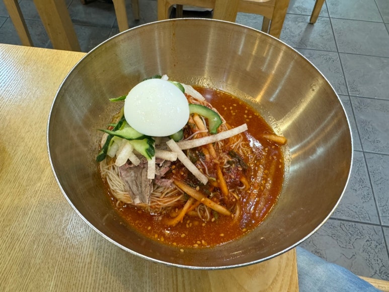 [신사동 맛집] 강남면옥 본점 - 서울 함흥냉면 맛집 5곳 리스트 총정리. 이번엔 물냉면보다 비빔냉면이 맛있는 곳. 블루리본서베이 냉면맛집. 관련 이미지 11