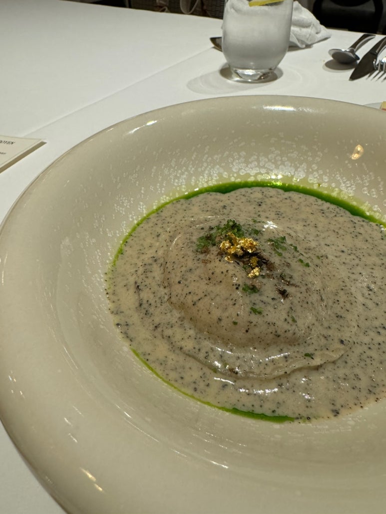 [시그니엘서울] STAY -미슐랭 1스타 프렌치 레스토랑 디너 풀코스. 훌륭하고 멋진 공간을 81층에.. 발렛주차 신용카드. 롯데상품권 사용후기. 관련 이미지 42