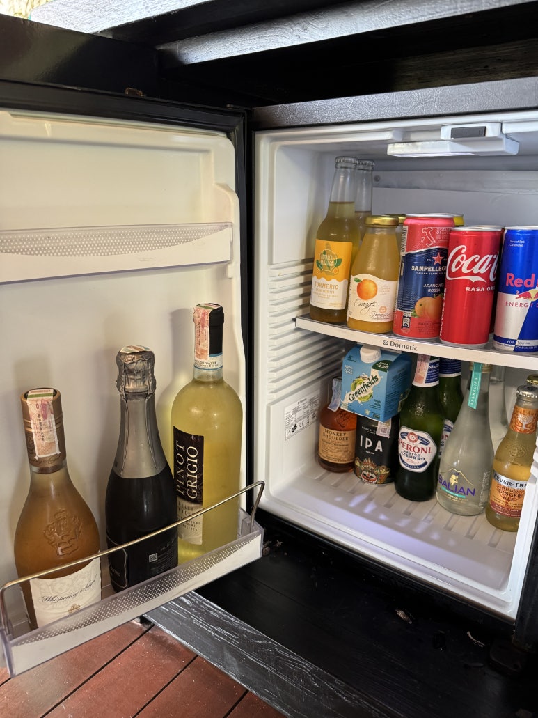 불가리 발리 - 인생 최고의 휴양지. 장동건 부부 신혼여행 인도양 오션뷰 풀빌라 추천. 메리어트 플래티넘 호캉스. 룸서비스/조식/야외수영장/레스토랑 후기. 관련 이미지 42