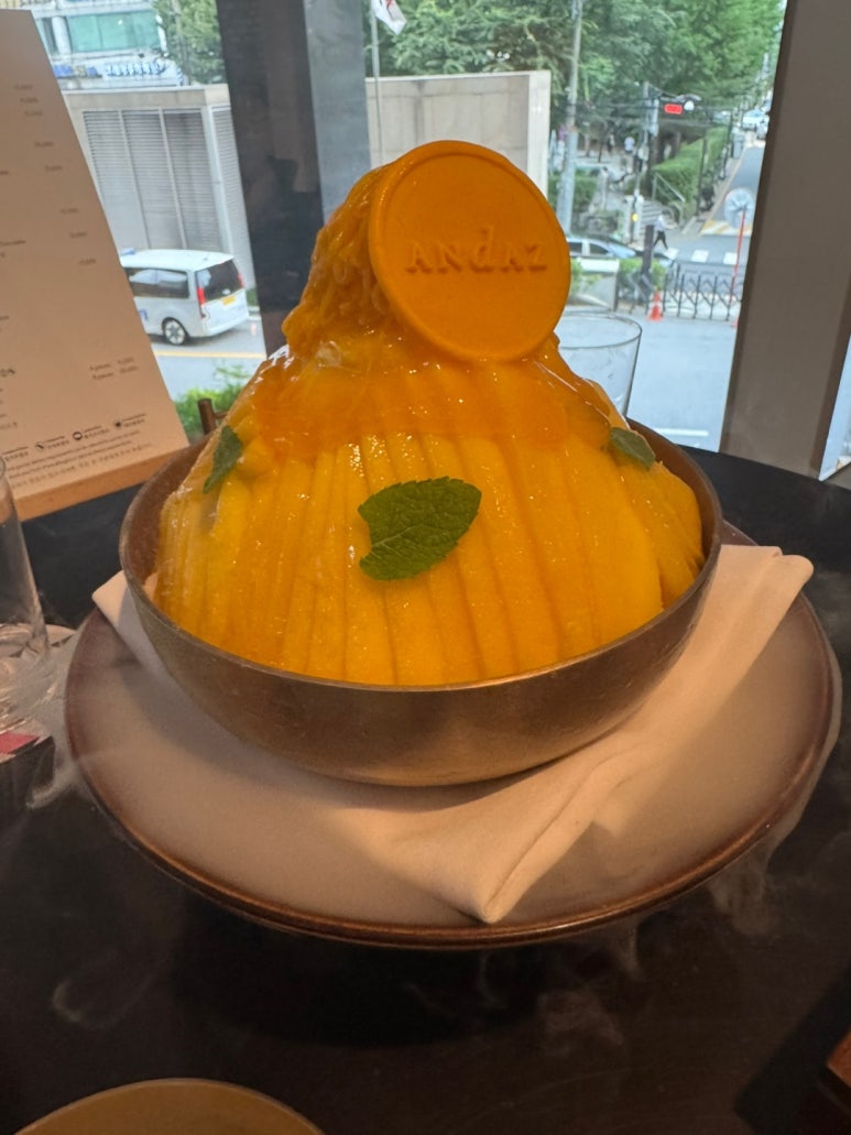 [안다즈 서울 맛집] 조각보 - 스파게티와 갈비찜 그리고 망고빙수 내돈내산 후기. 현아플 비마게 그리고 신한카드 더베스트+ 로 반값에 아기의자와 호텔 발렛 나들이! 관련 이미지 28