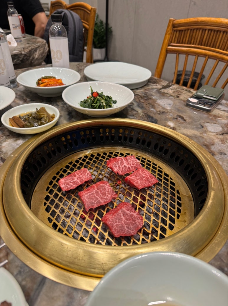 [2024 다인힐 위크] 삼원가든 - 50% 할인. 미쉐린가이드 한우 양념갈비, 소고기 구이, 물냉면 맛집. 압구정 최고의 가족모임. 발렛가능. 관련 이미지 33