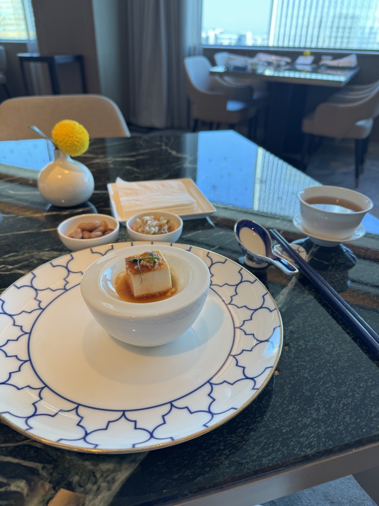 [롯데호텔 월드] 도림 더 칸톤 테이블 - 칠리 중새우, 한우 안심 탕수육 그리고 게살 볶음밥 맛집 후기. 잠실 룸예약 가능한 중식당 추천. 관련 이미지 13