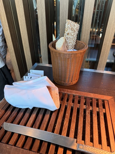 콘래드 도쿄 호캉스 - 크리스마스 시즌, 롯데 힐튼 아너스 다이아몬드 무료 조식. (2) 관련 이미지 8