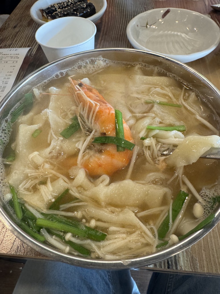 [목동 맛집] 목동백년국수 - 수제비, 알고니칼국수, 꼬마김밥 블루리본서베이 맛집 후기. 관련 이미지 1