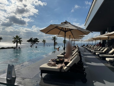 현대카드 호텔위크07 - 파르나스 호텔 제주 디럭스 킹 후기. 콘페티 조식과 중식 비교. 제주 최고의 풀장 인피니티풀 낮과 야경! (1) 관련 이미지 2