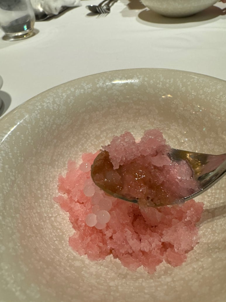 [시그니엘서울] STAY -미슐랭 1스타 프렌치 레스토랑 디너 풀코스. 훌륭하고 멋진 공간을 81층에.. 발렛주차 신용카드. 롯데상품권 사용후기. 관련 이미지 57