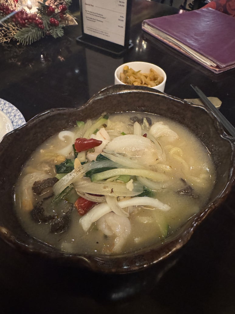 [레스케이프] 팔레드 신 - 크리스피 치즈 유린기, 어향가지, 라탕면 미슐랭 중식당 맛집. 할인/발렛주차 정보. 관련 이미지 17