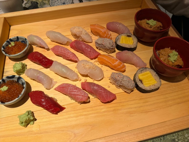 [고속터미널역 맛집] 김수사  - 하우스오브신세계. 디너 5만원 스시 테이블. 용산 스시츠바사 포장스시와 솔직 비교. 관련 이미지 1