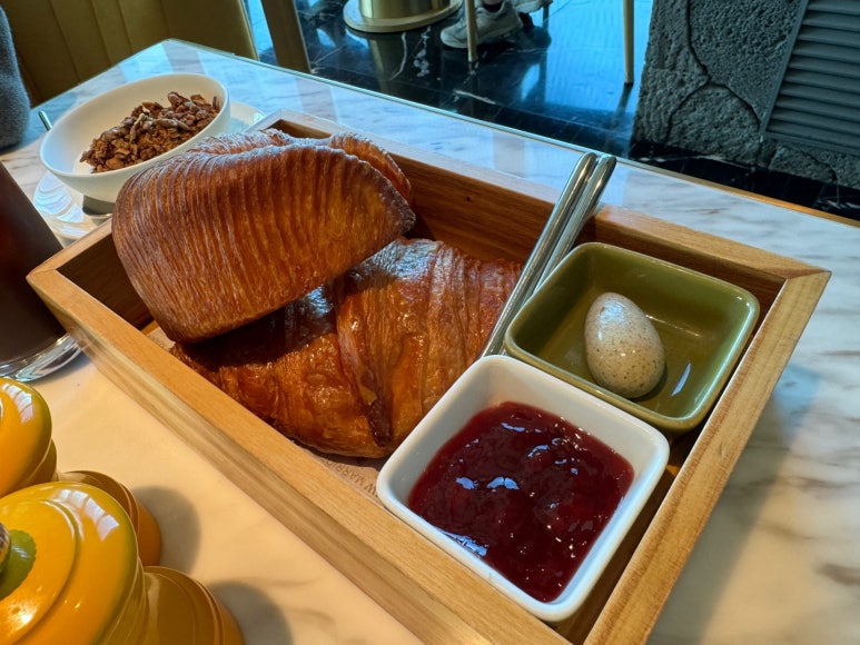 JW메리어트 제주 호캉스 - 신한 메리어트 본보이 카드 호텔 조식 5만원 할인 (조식숙제) 메뉴 추천. 아일랜드 키친 중식과 디너 뷔페까지. (2) 관련 이미지 19