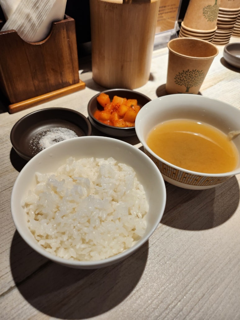 [합정 돈카츠 맛집] 츠키젠 - 카와카츠 돈카츠와 비교! 에르메스 접시! 내돈내산 후기. 주차팁. 카페 추천 포함. 관련 이미지 6