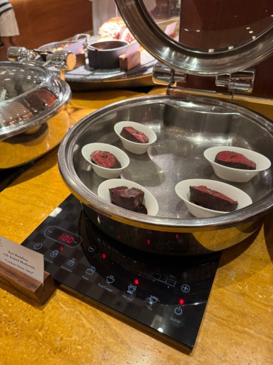 세인트레지스 발리 2편 - 미쉐린 레스토랑 Kayuputi. 플래티넘 티어로 즐기는 조식 그리고 디너 솔직 후기. 불가리 발리랑 비교!! 관련 이미지 14