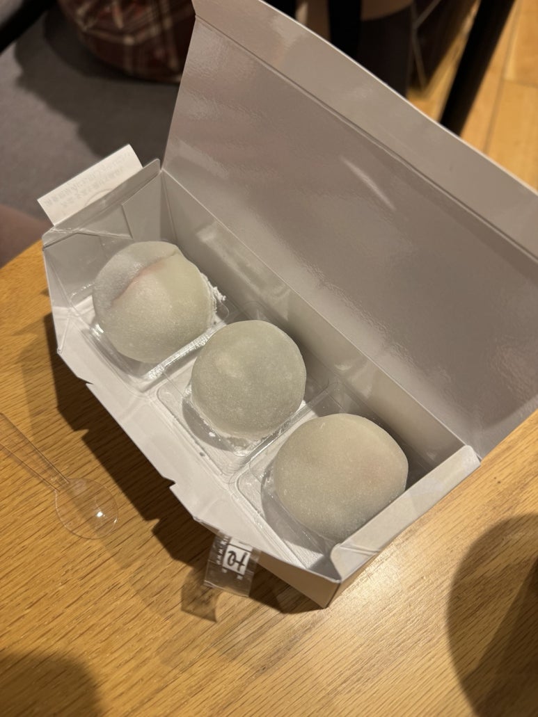 일본 도쿄 딸기 모찌 맛집 3대장 비교 호캉스 여행. 최고의 벤자이텐, 훌륭한 스즈카케 그리고 평범한 아케보노 센베이. 도쿄 디저트 맛집 추천. 관련 이미지 7