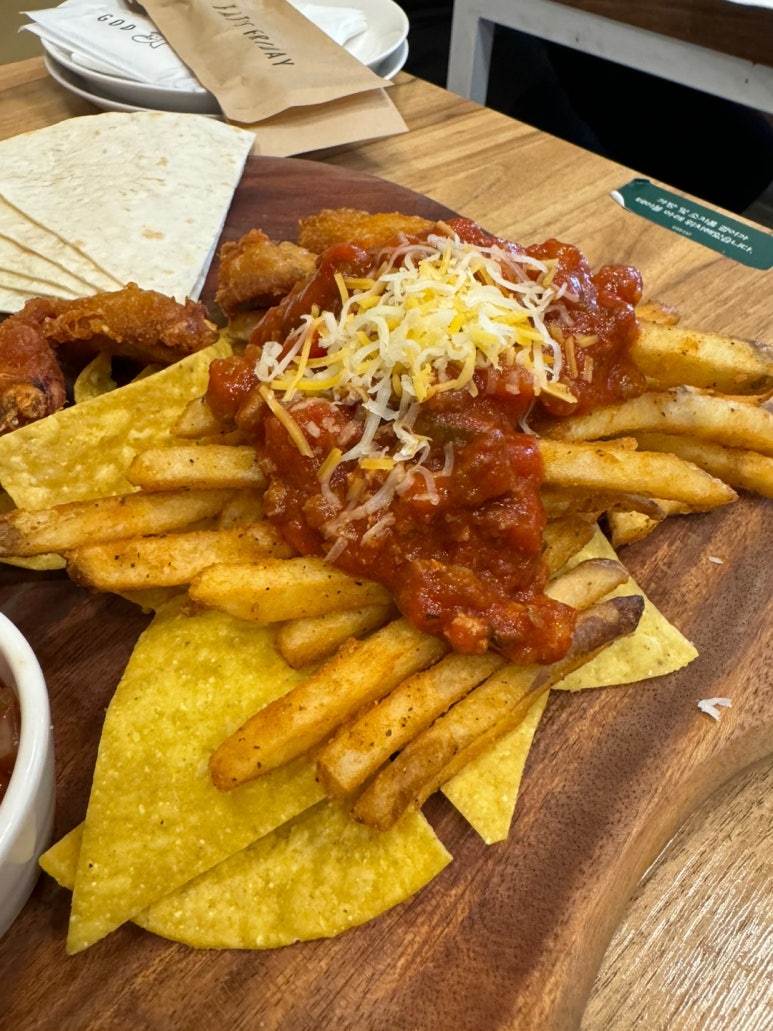 [신용산 맛집] 갓잇 용산점 - 2인 A세트 갓보울 후기. B세트 파히타와 비교! 용리단길 타코 멕시칸 음식 맛집. 관련 이미지 22