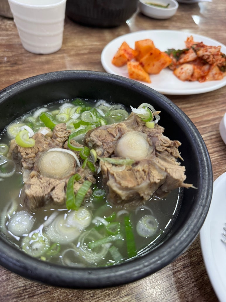 [남대문시장 맛집] 은호식당 - 블루리본서베이 꼬리곰탕 1티어 맛집. 꼬리토막을 드셔야해요! 관련 이미지 15