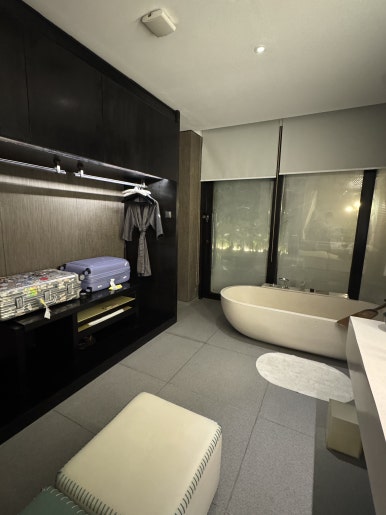 W 발리 스미냑 1편 - 킹베드 오아시스 빌라 둘러보기! 플래티넘 업그레이드 후기. 관련 이미지 24