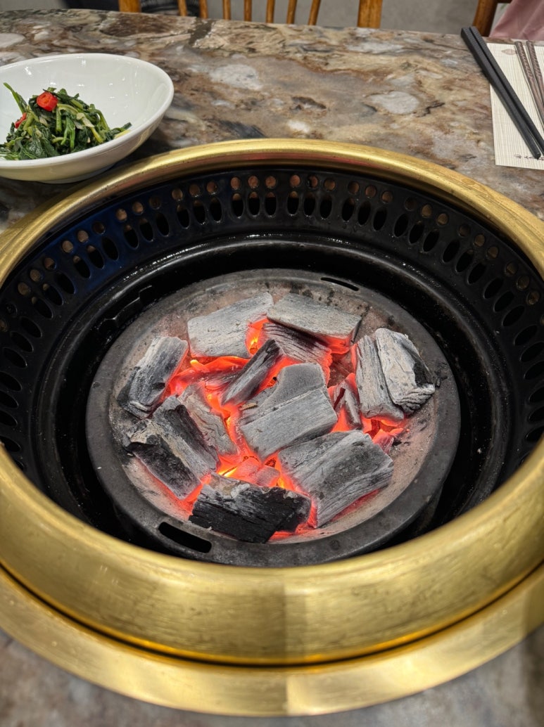 [2024 다인힐 위크] 삼원가든 - 50% 할인. 미쉐린가이드 한우 양념갈비, 소고기 구이, 물냉면 맛집. 압구정 최고의 가족모임. 발렛가능. 관련 이미지 24