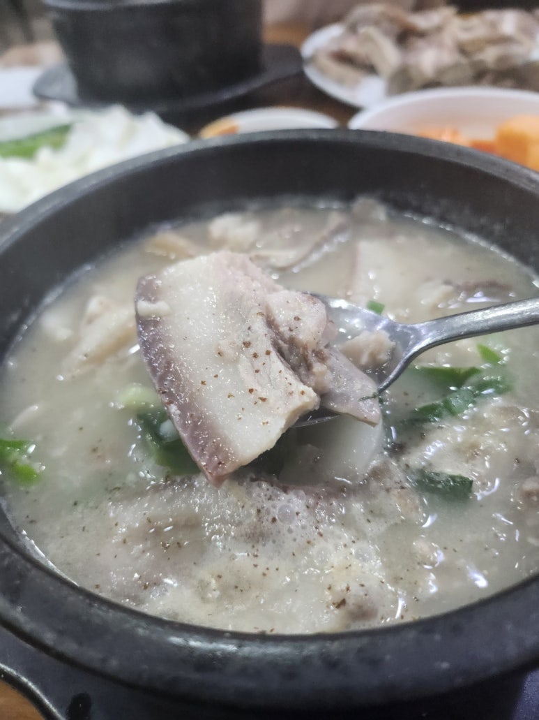[보라매역 순대국밥] 서일순대국 - 순대국은 맛있었으나 분위기가 꽝. 관련 이미지 16