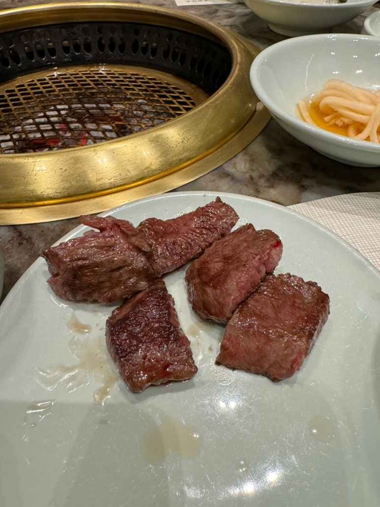 [2024 다인힐 위크] 삼원가든 - 50% 할인. 미쉐린가이드 한우 양념갈비, 소고기 구이, 물냉면 맛집. 압구정 최고의 가족모임. 발렛가능. 관련 이미지 35