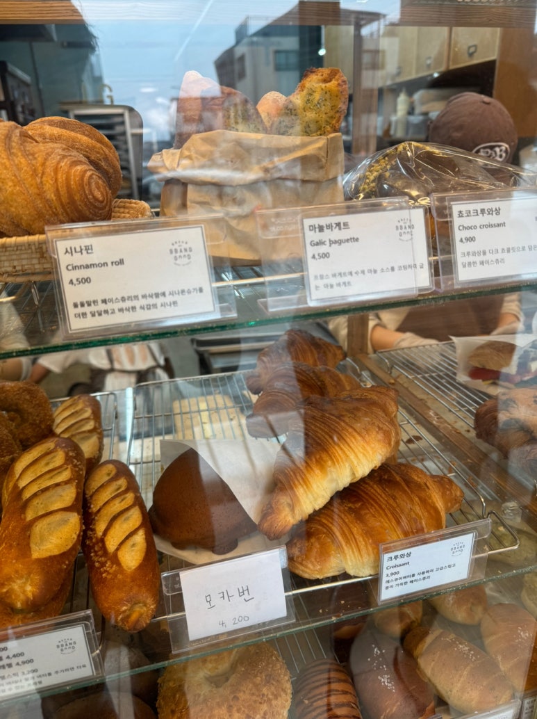 [제주 소금빵] 빵귿 - 제주도 빵지순례 유명한 시오빵 맛집. 잠봉뵈르도 맛있는 곳. 관련 이미지 6